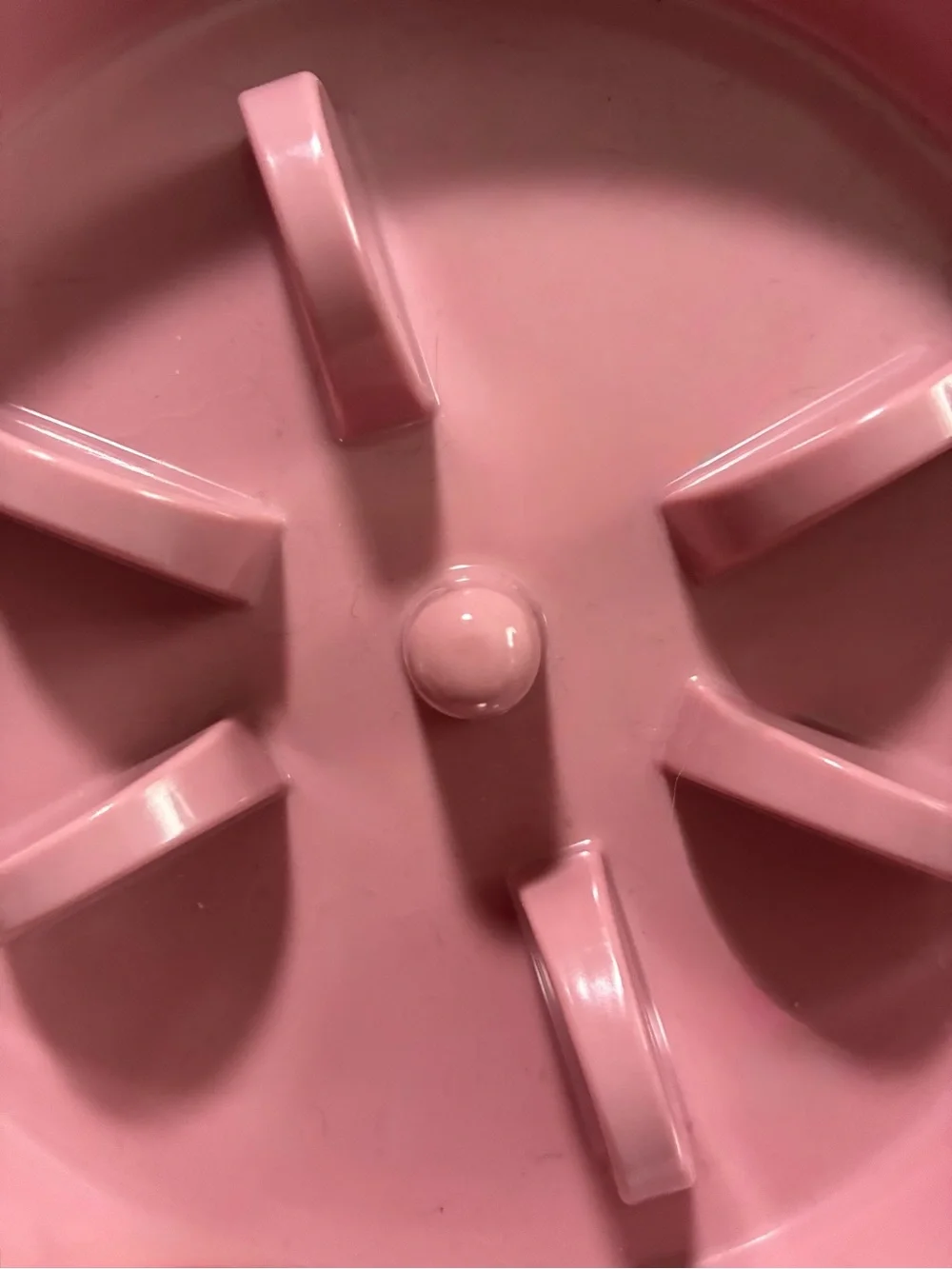 Slow-Feed Cat Bowl in Pink with Anti-Gulp Design